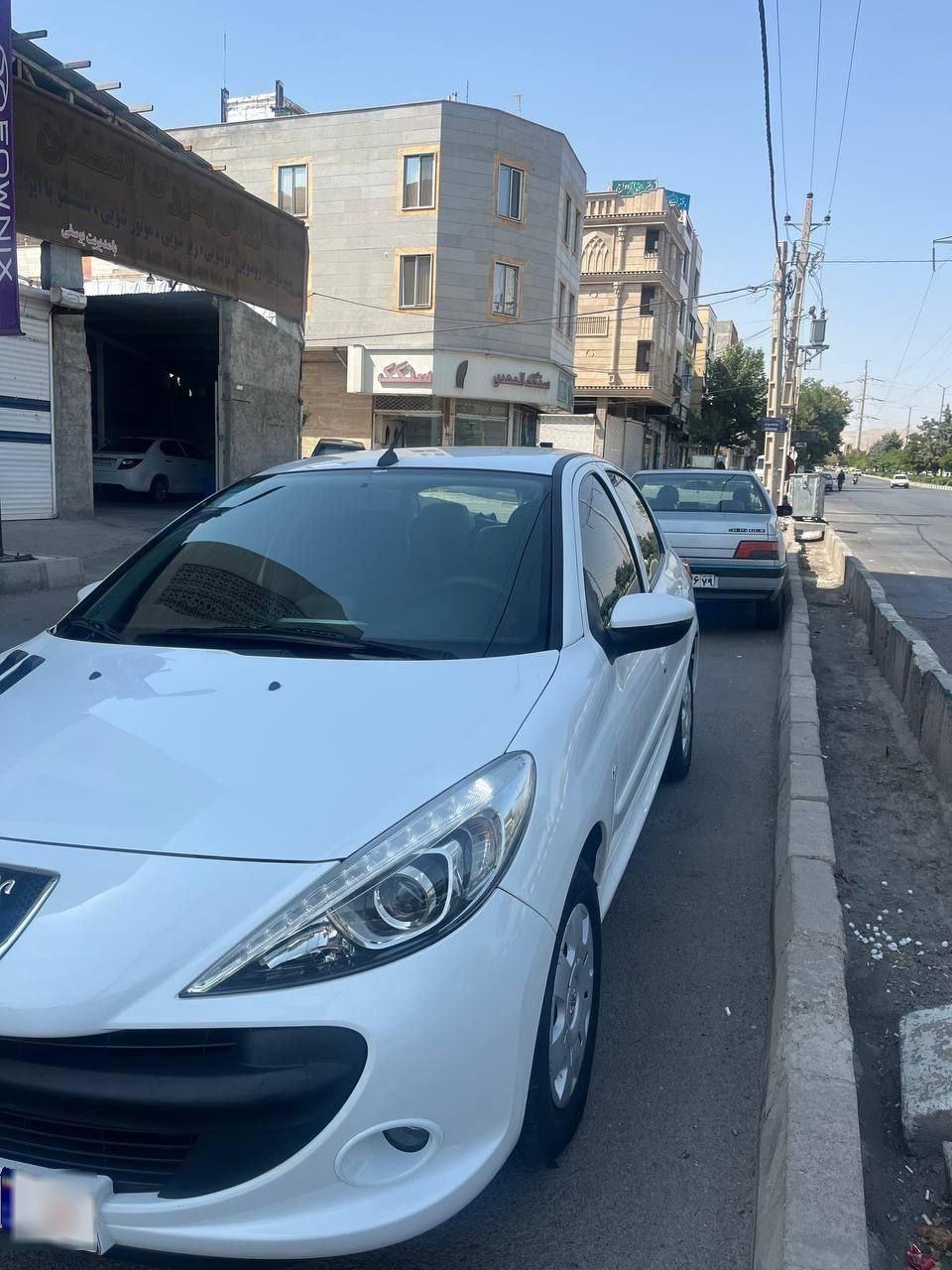 پژو 207 دنده‌ای فرمان هیدرولیک - 1402