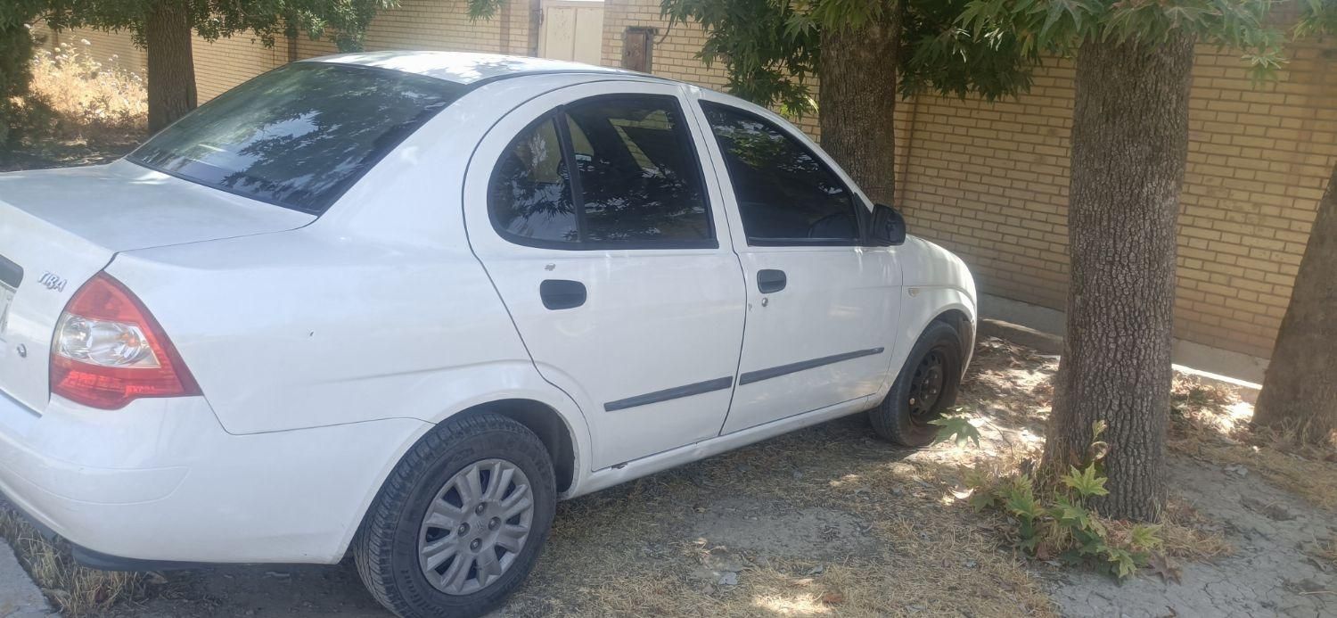 تیبا صندوق دار SX - 1400