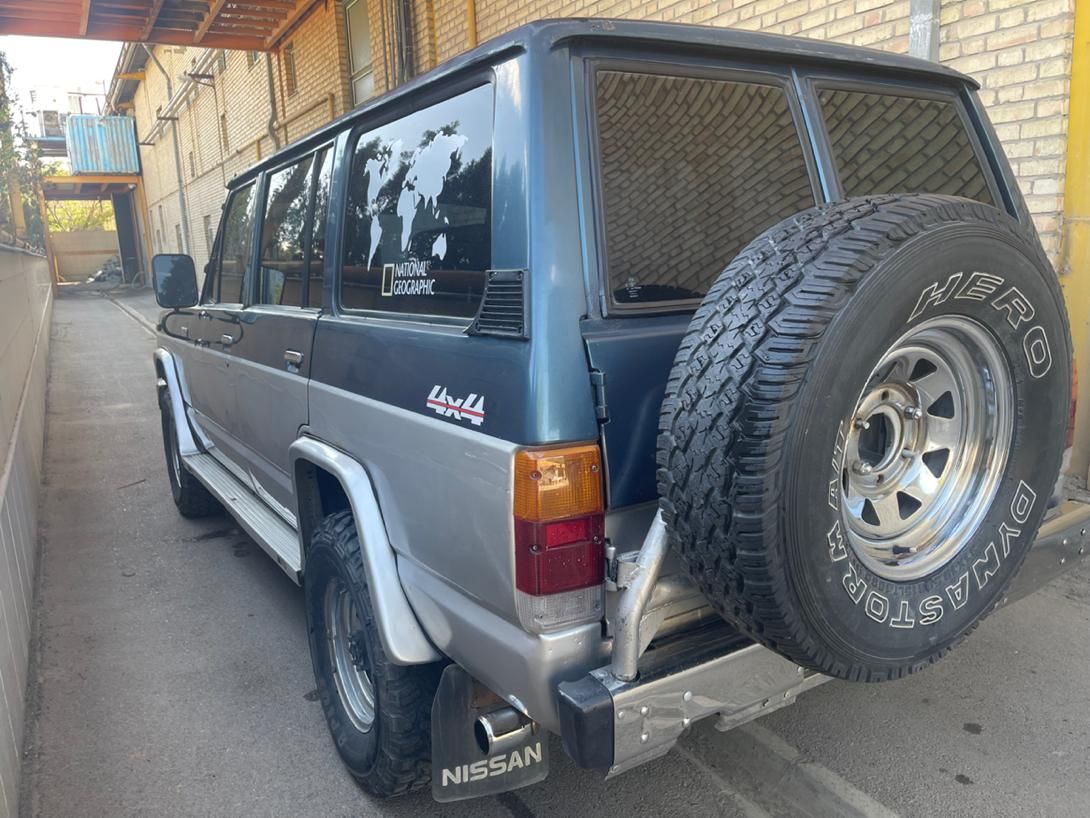 نیسان پاترول چهار درب 4 سیلندر - 1379