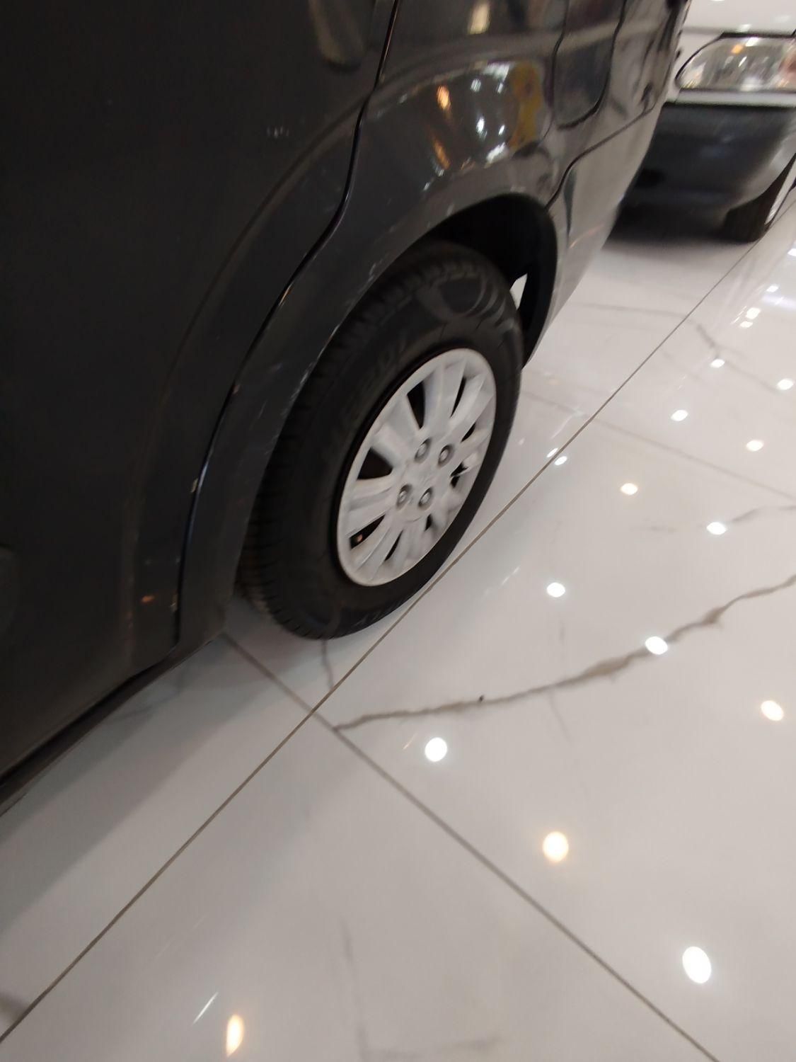 تیبا صندوق دار SX - 1391