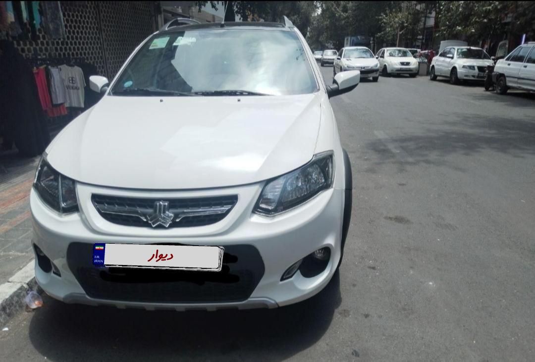 کوییک R دنده‌ای - 1402