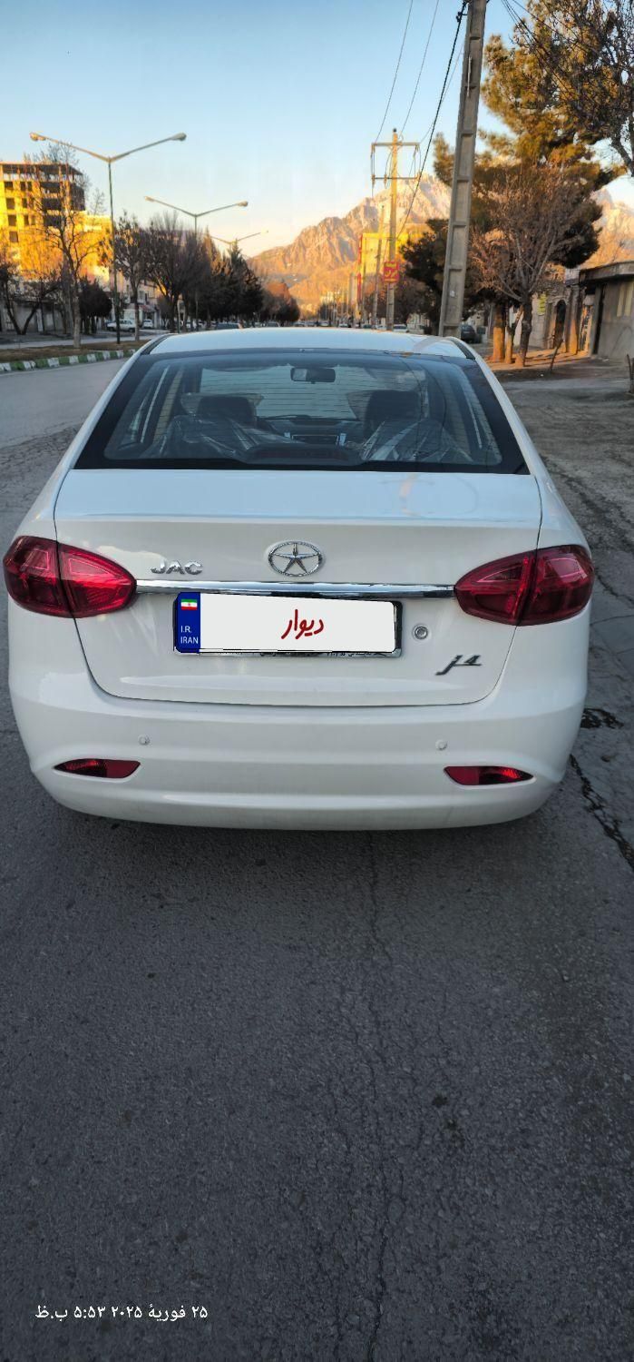 جک J4 اتوماتیک ساده - 1403