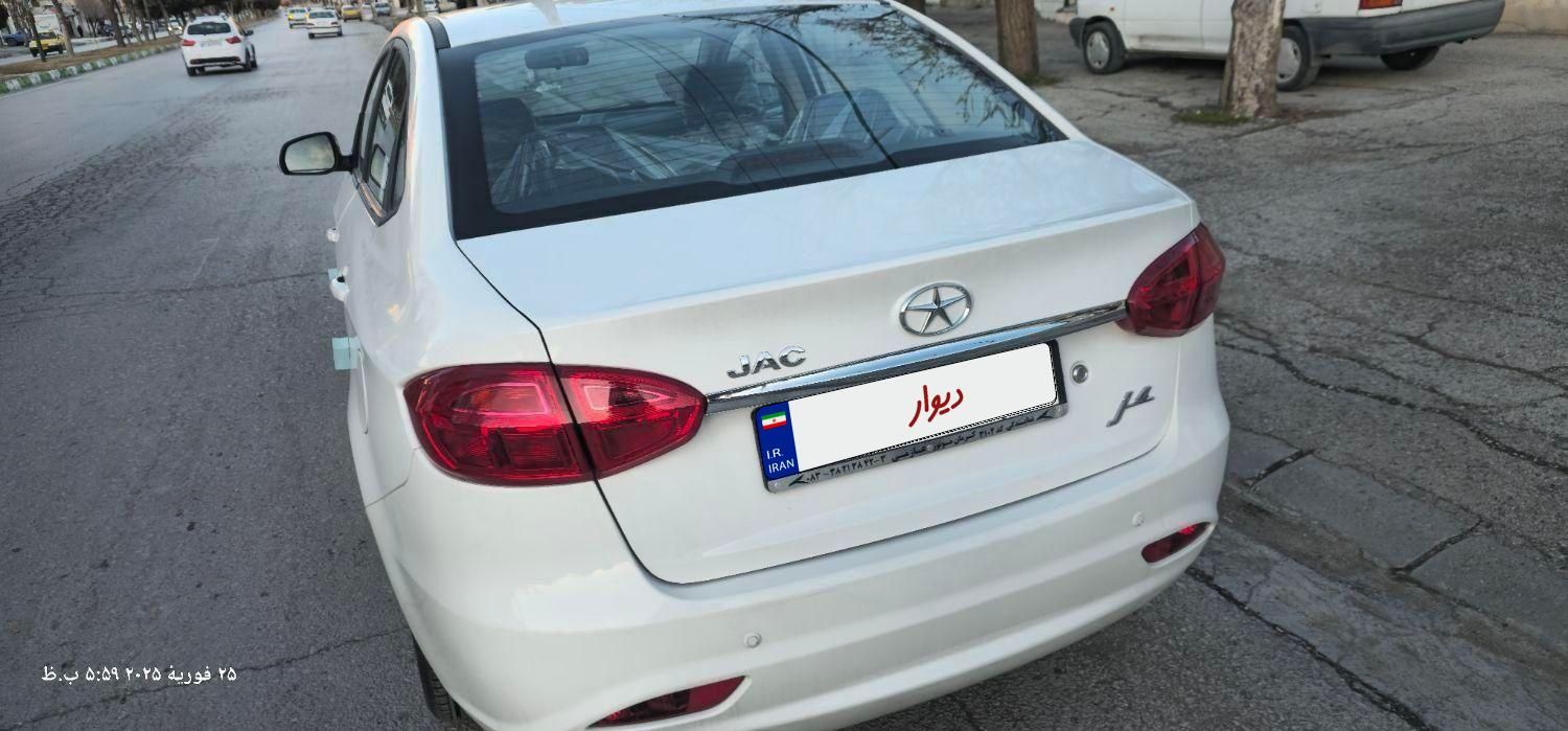 جک J4 اتوماتیک ساده - 1403