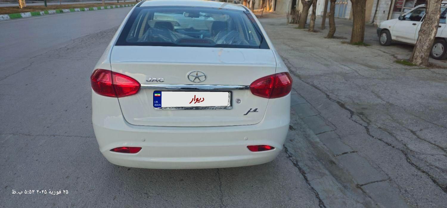 جک J4 اتوماتیک ساده - 1403