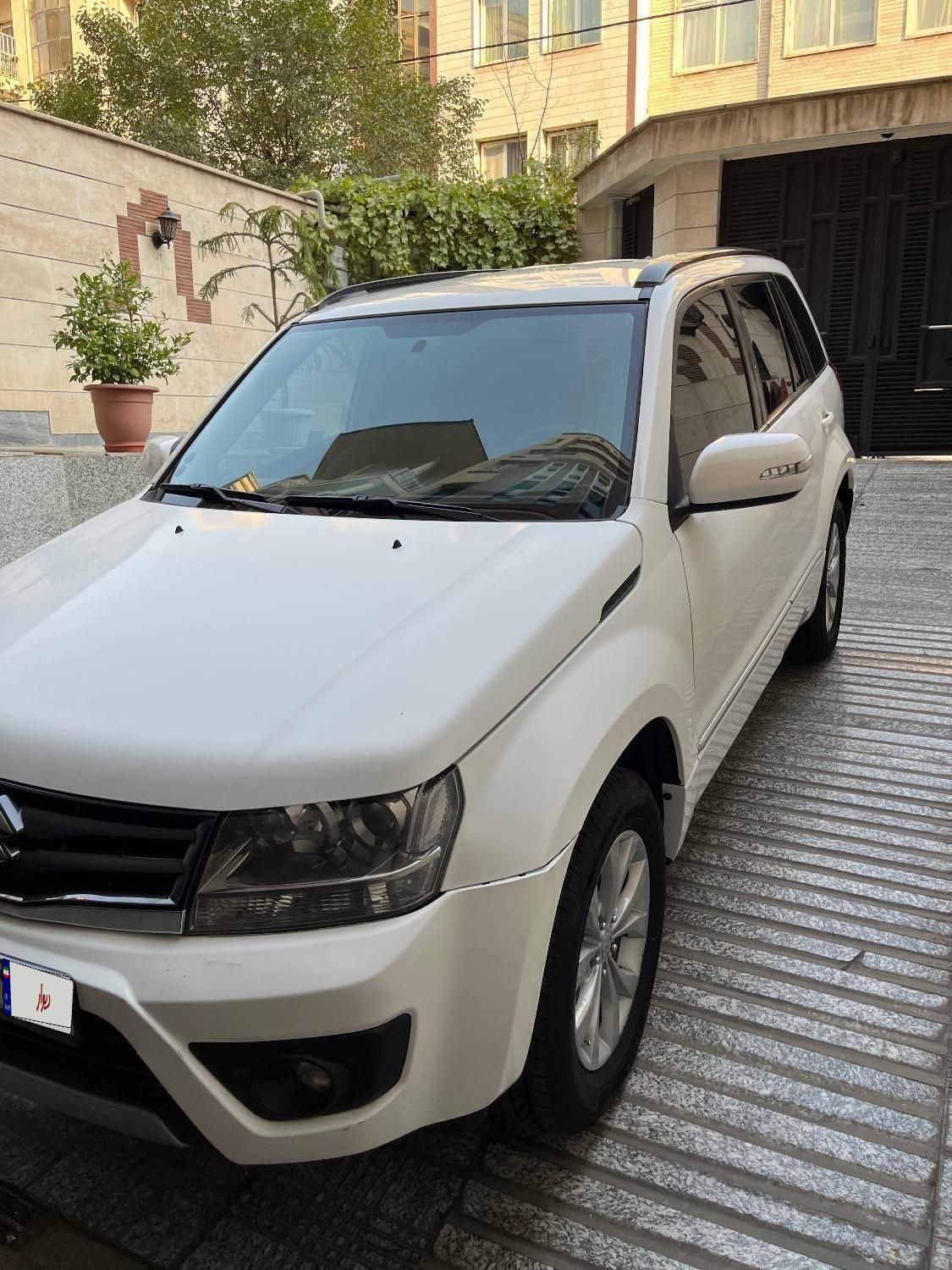 سوزوکی ویتارا ایران خودرو 2400 اتوماتیک - 1395