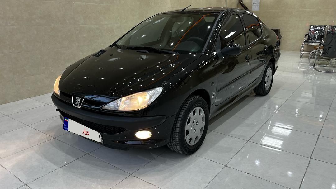 پژو ۲۰۶ صندوق دار v8 - 1395