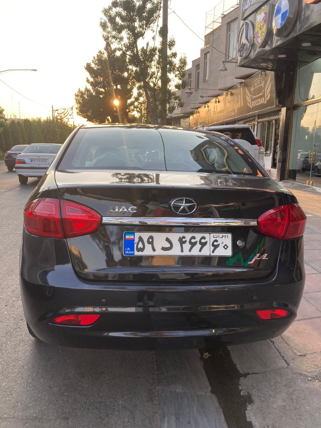 جک J4 اتوماتیک ساده - 1404