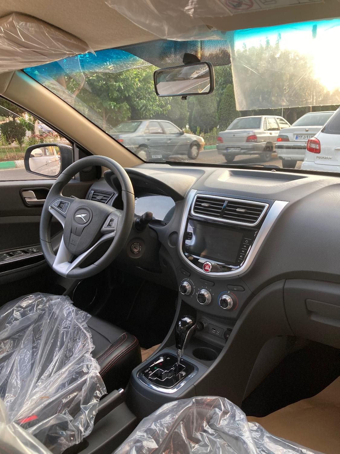 جک J4 اتوماتیک ساده - 1404
