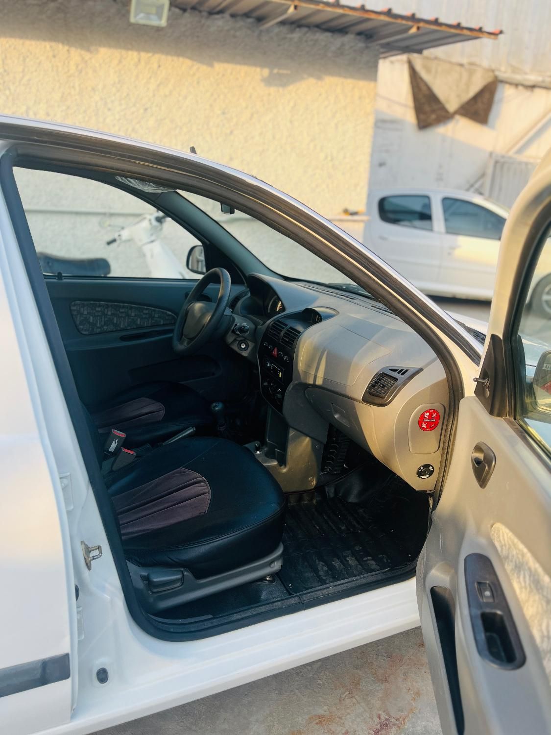 تیبا صندوق دار EX - 1394