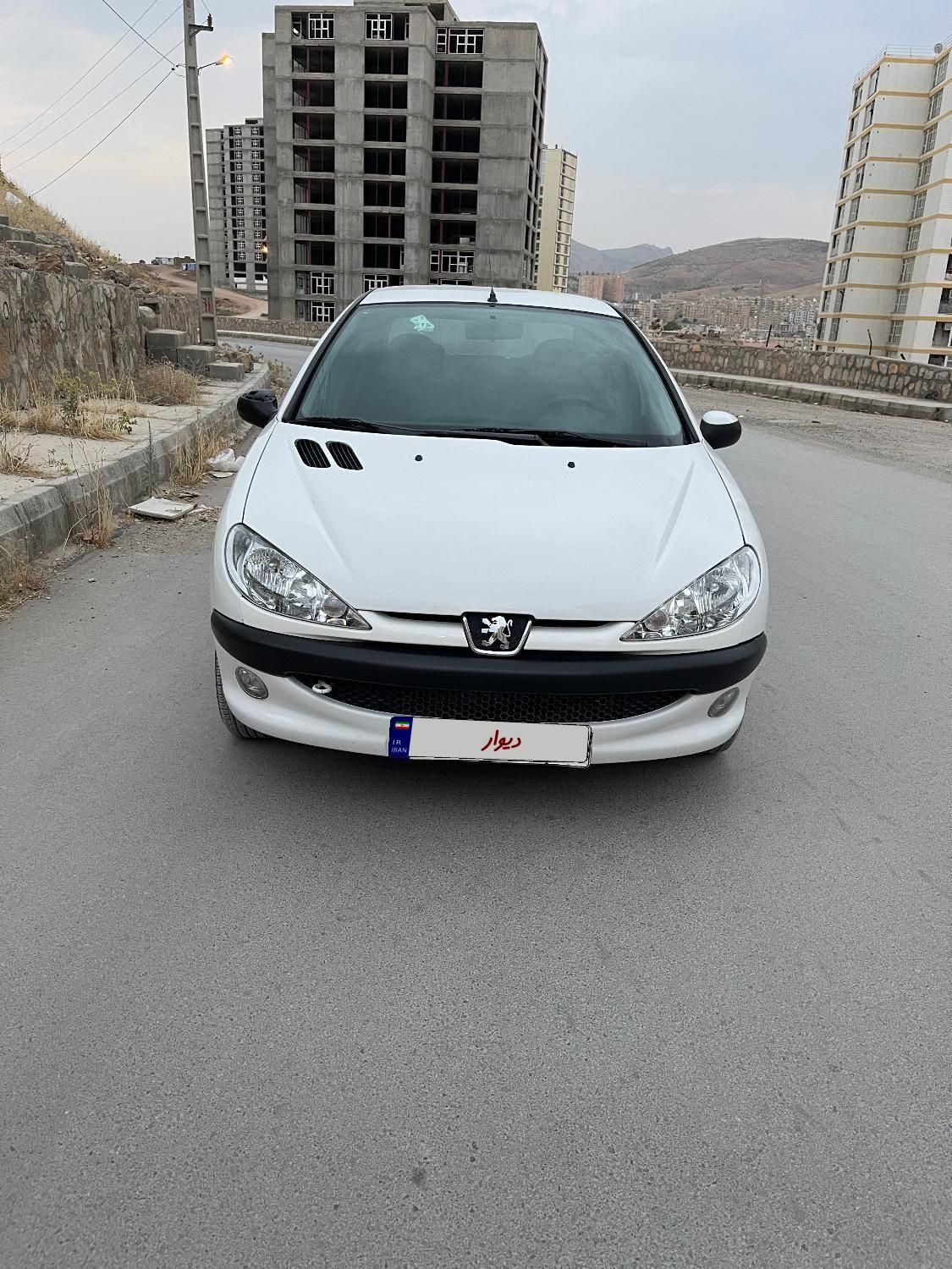 پژو 206 تیپ 5 - 1396