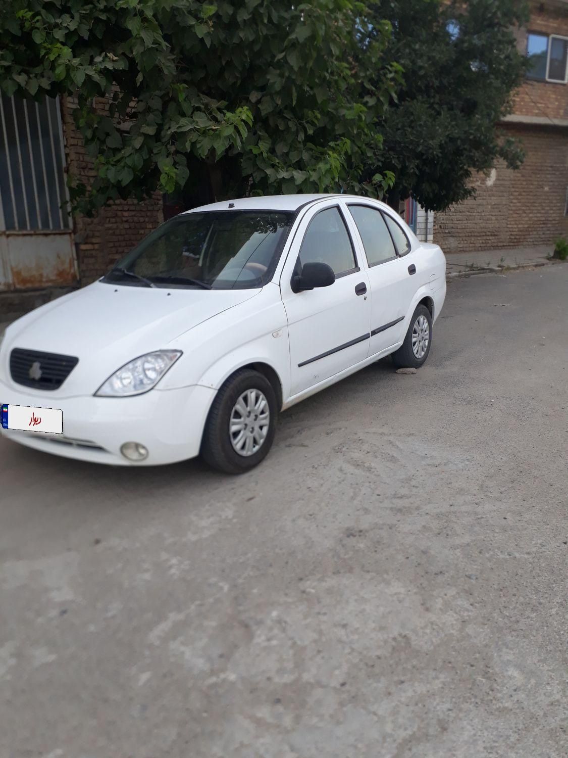 تیبا صندوق دار EX - 1395