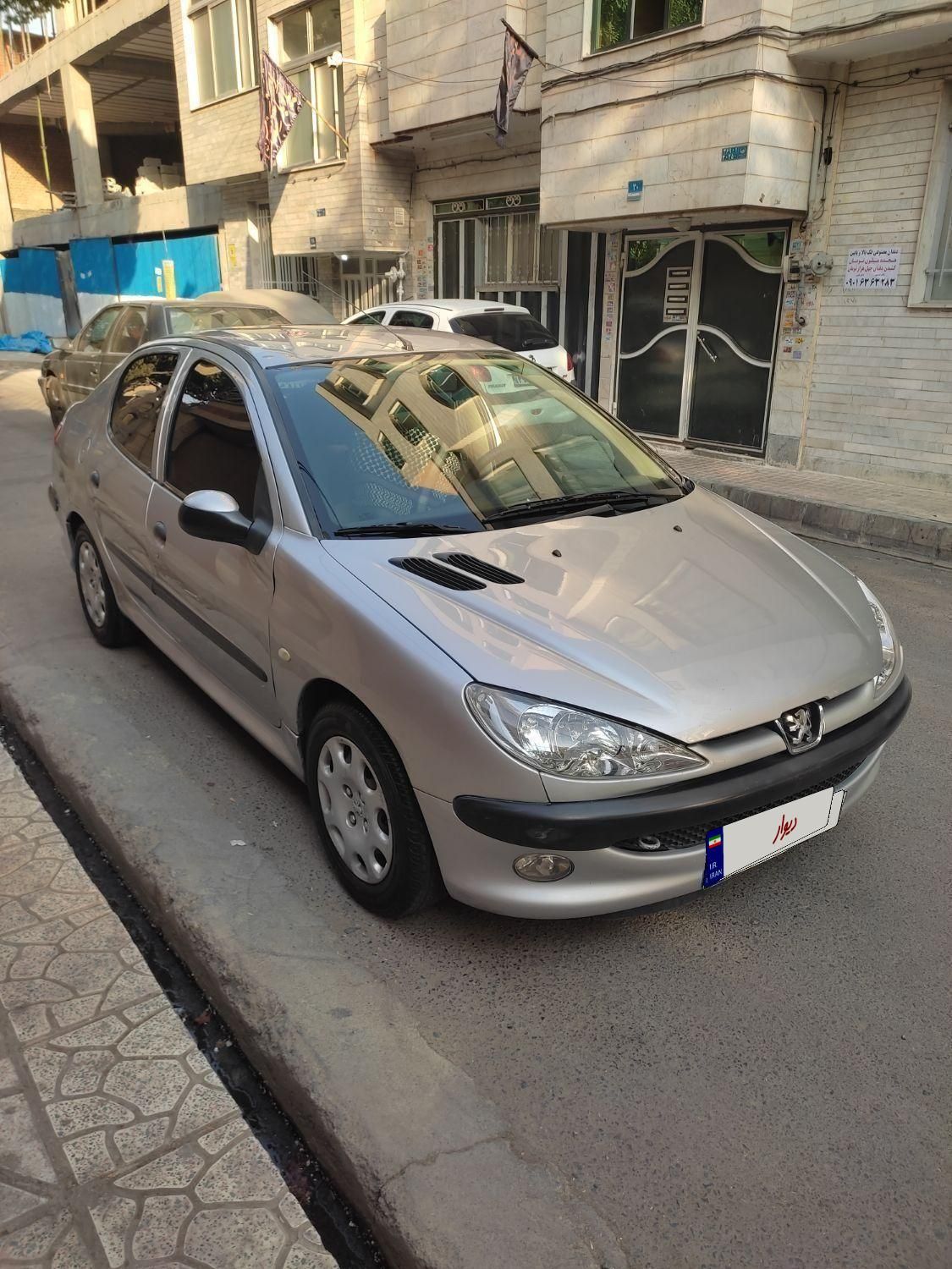 پژو ۲۰۶ صندوق دار v20 - 1388