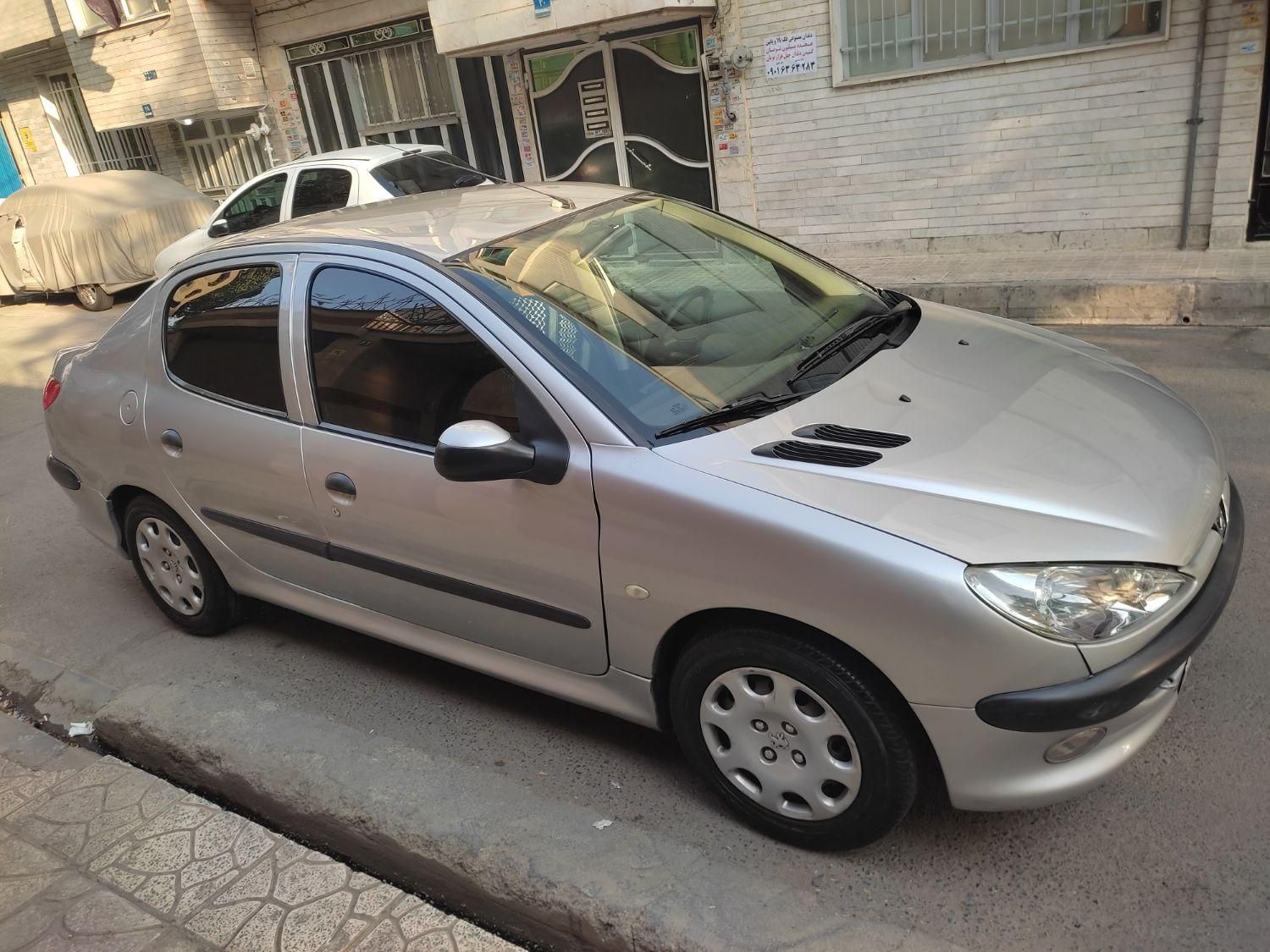 پژو ۲۰۶ صندوق دار v20 - 1388