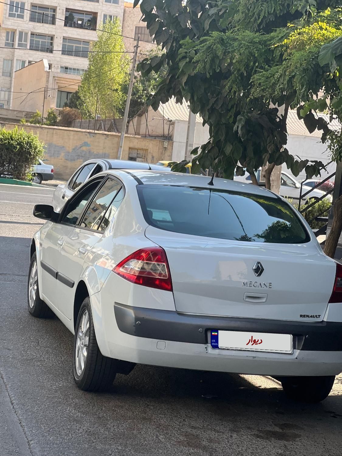 رنو مگان پارس خودرو 2000 - 1390