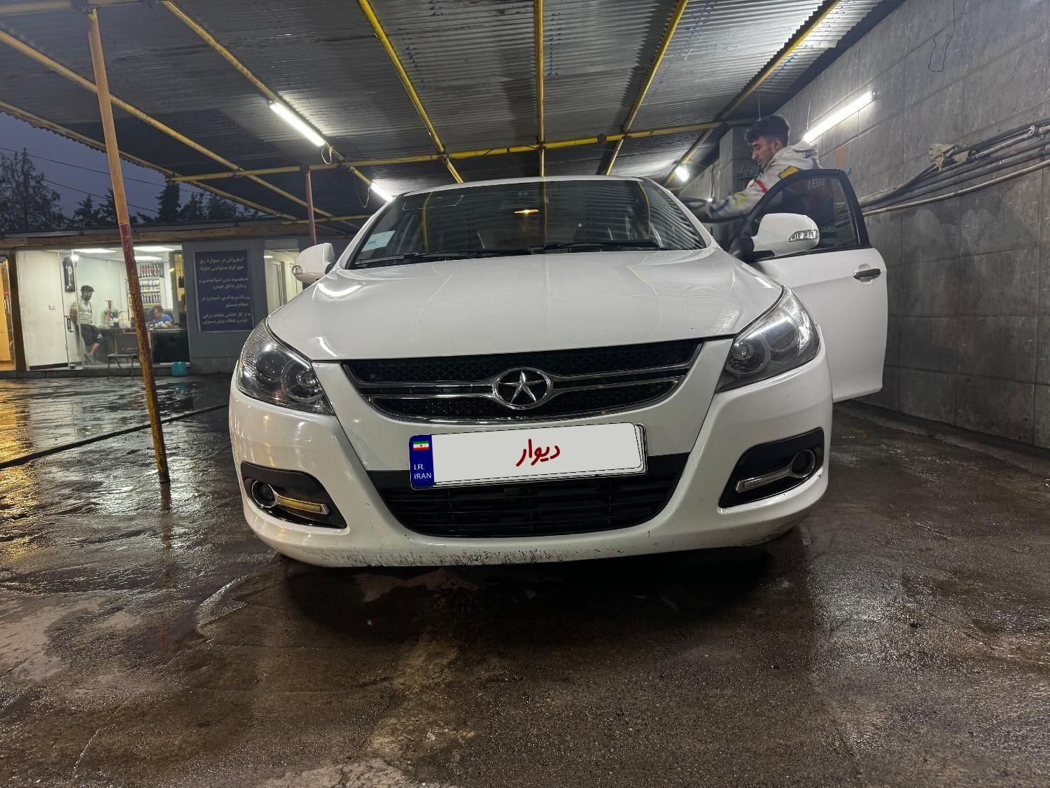 جک J5 اتوماتیک - 1394