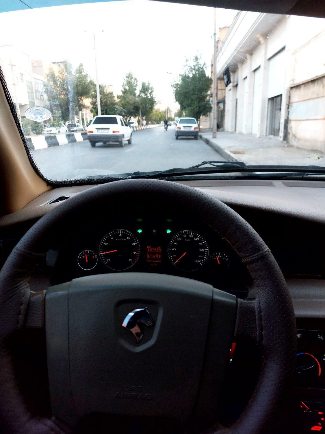 سمند LX XU7 - 1398