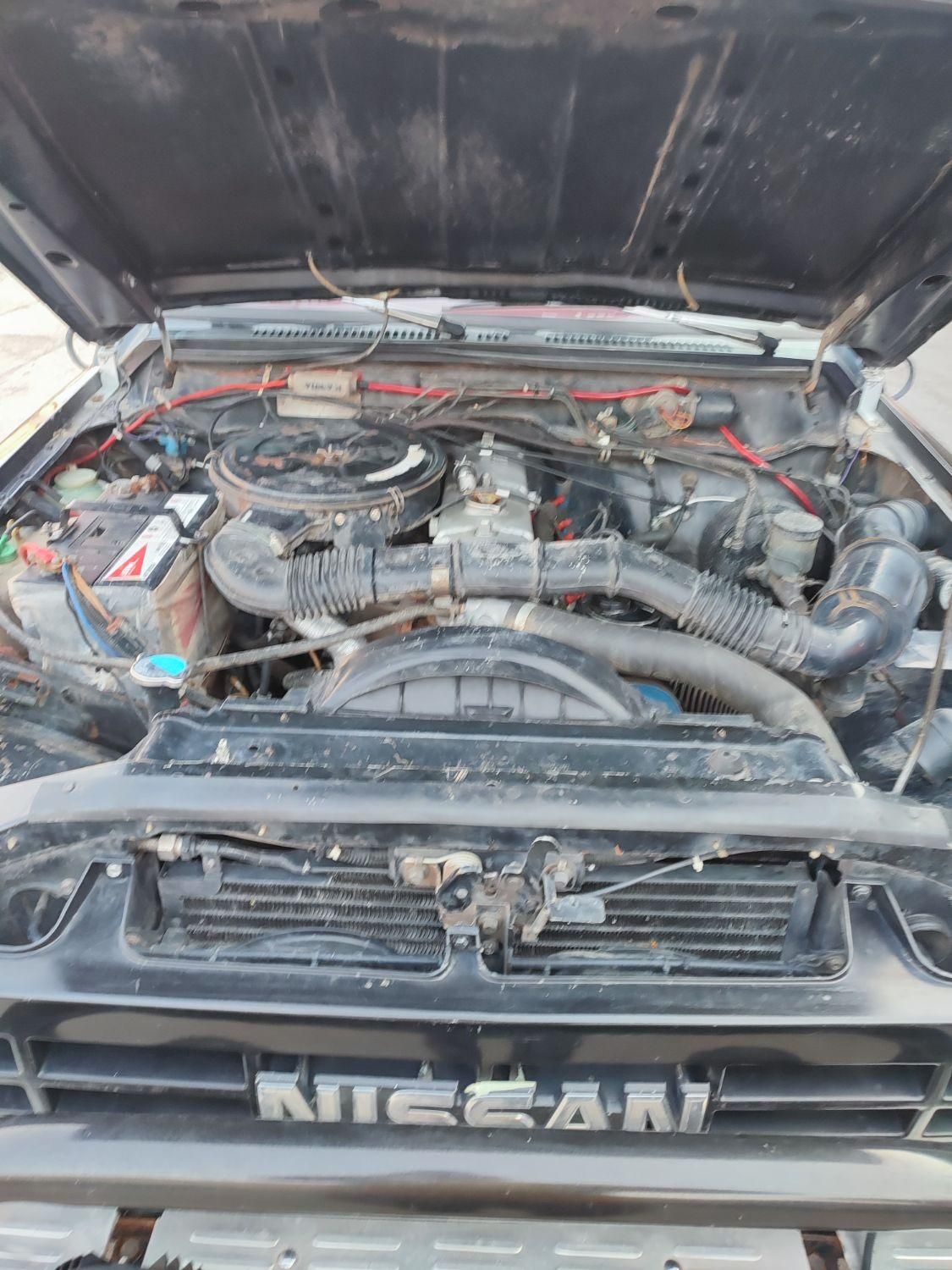 نیسان پاترول چهار درب 6 سیلندر - 1374