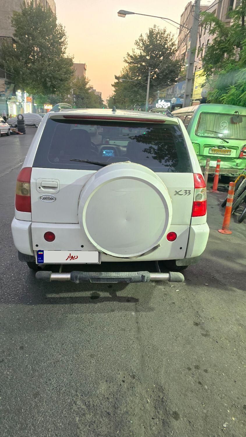 ام وی ام X33 دنده‌ای ساده - 1393