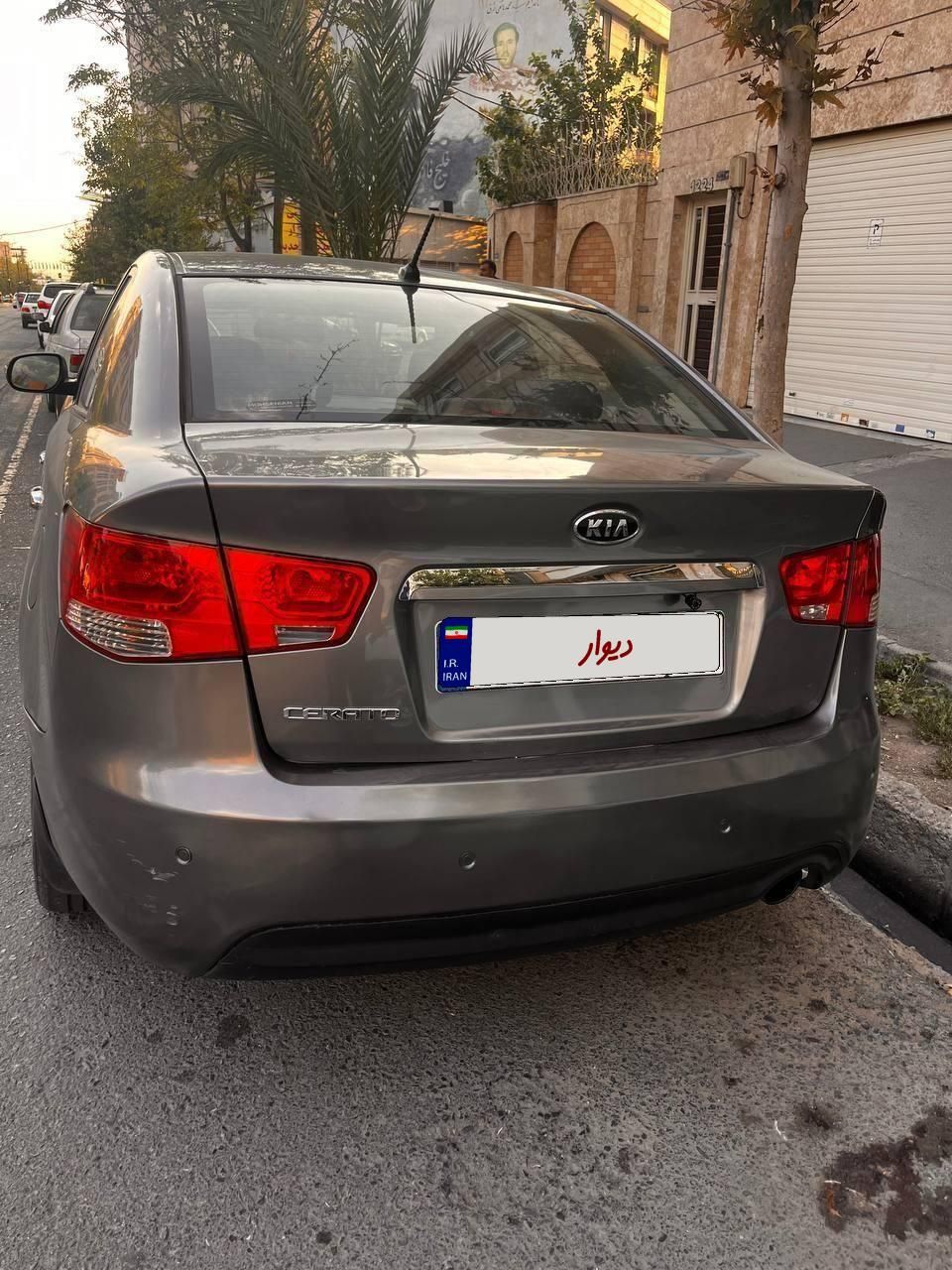 کیا سراتو 2.0 لیتر اتوماتیک GT لاین - 2010