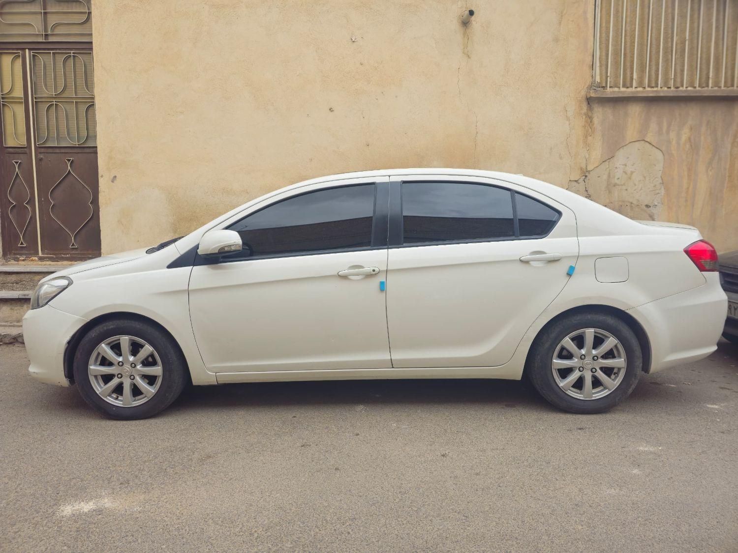 گریت وال ولکس C30 دنده‌ ای - 1393