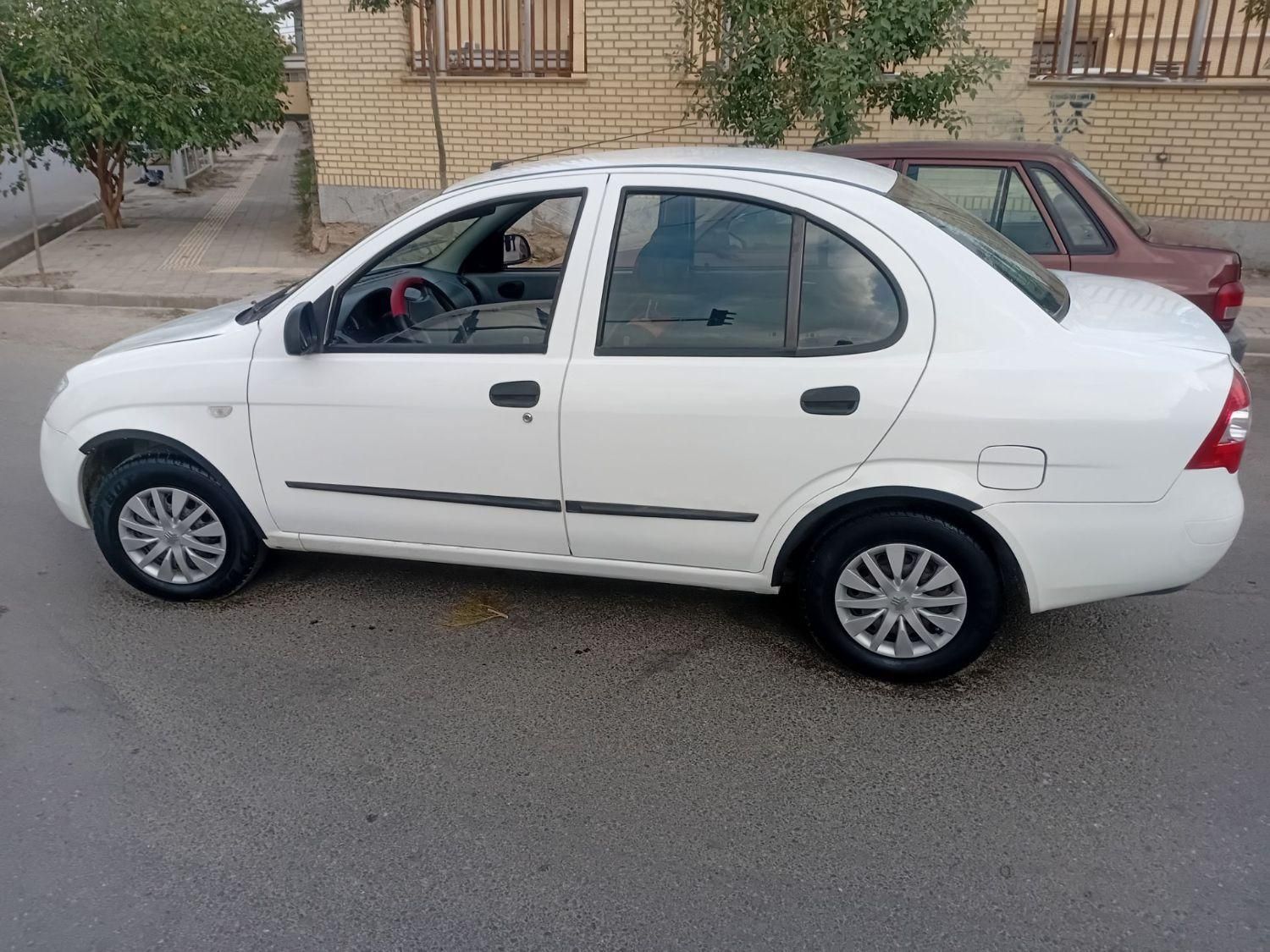 تیبا صندوق دار SX - 1396