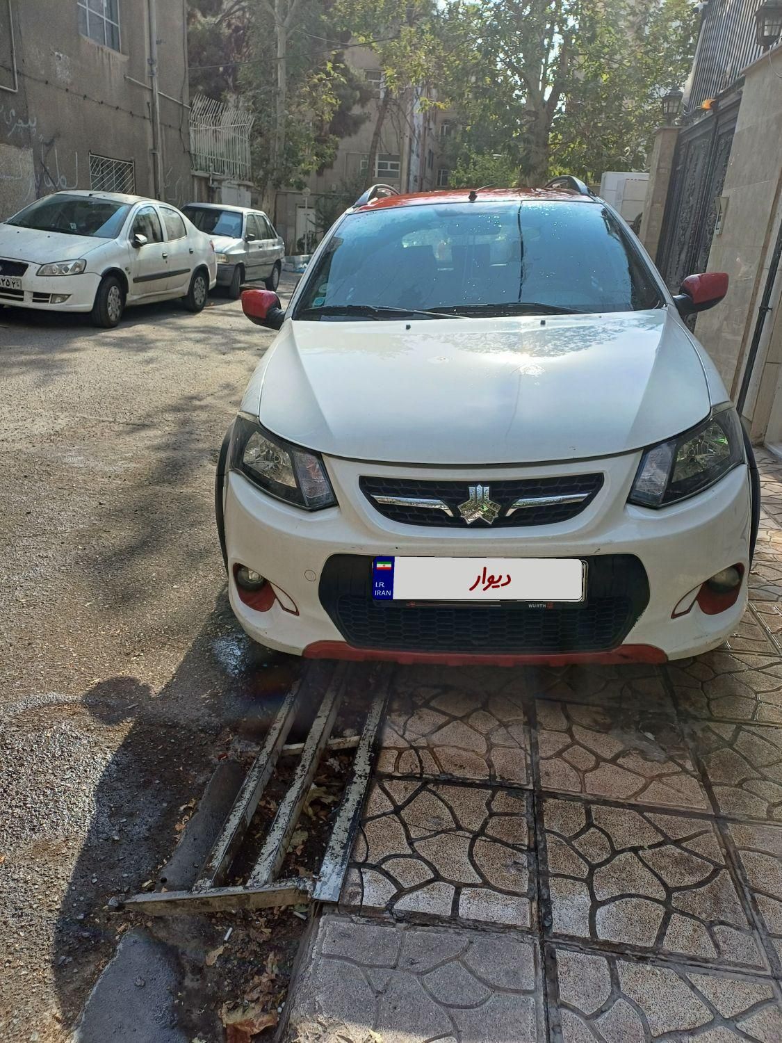 خودرو کوییک، R آگهی ann_19588588