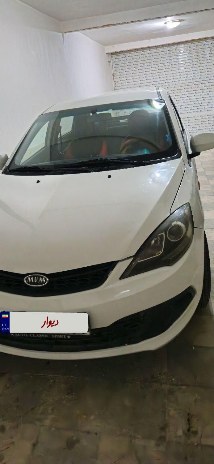 ام وی ام 315 صندوقدار اسپرت دنده‌ای - 1394