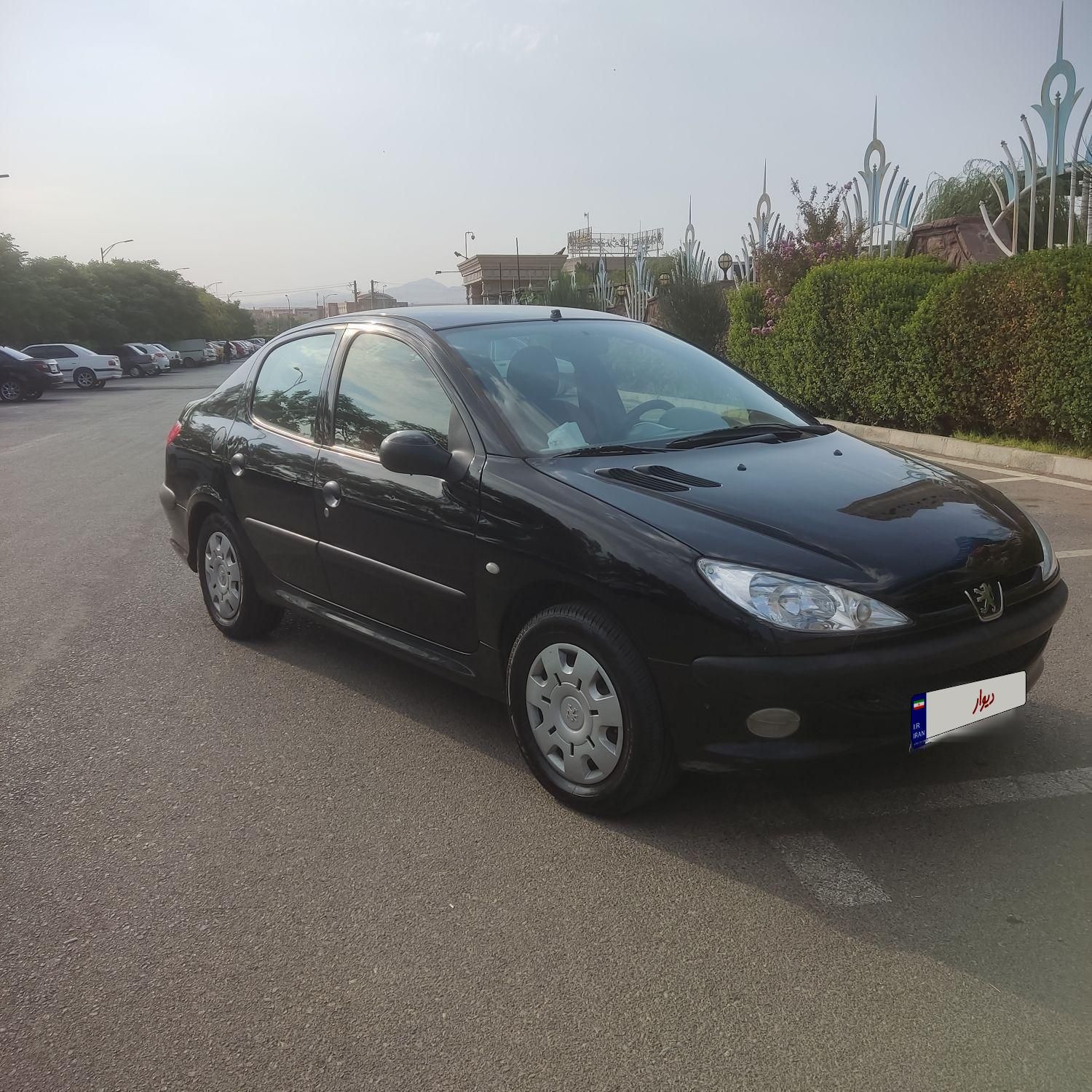 پژو ۲۰۶ صندوق دار v8 - 1394