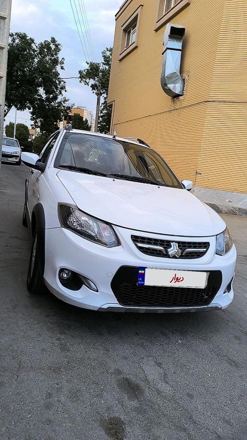 خودرو کوییک، معمولی آگهی ann_19588686