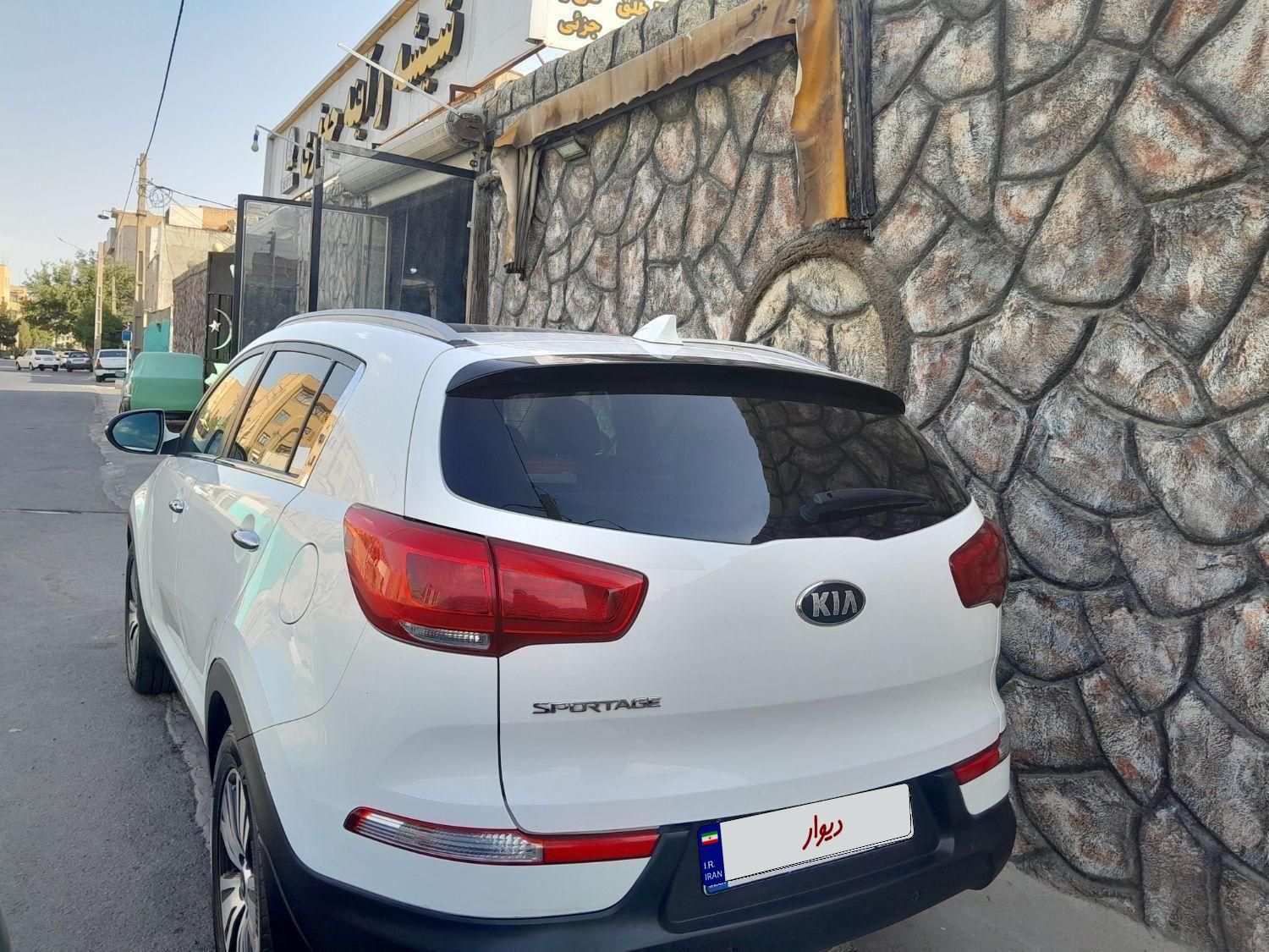 کیا اسپورتیج 4 سیلندر فول 2400cc - 2014