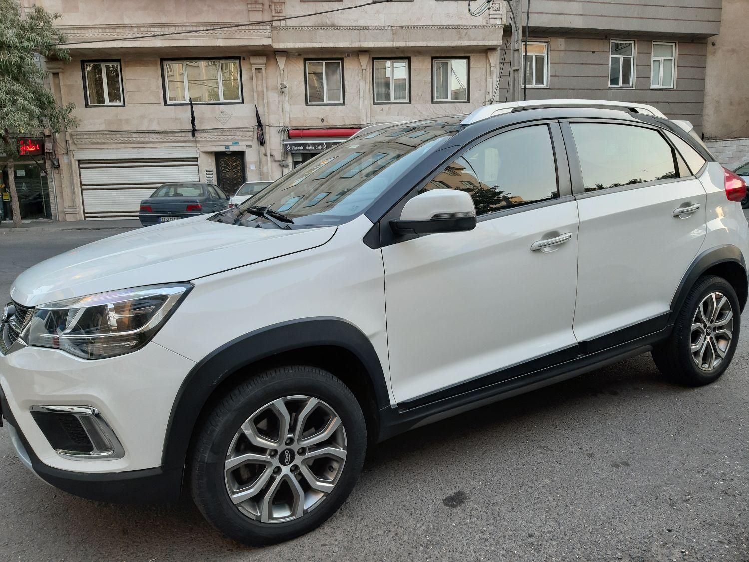 خودرو ام وی ام، X22 آگهی ann_19588977