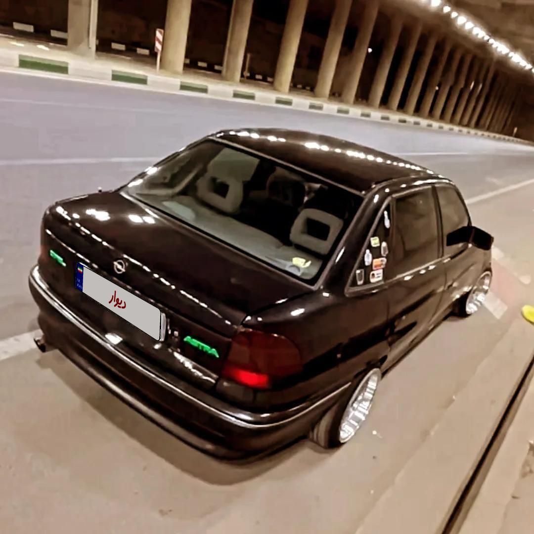 اپل آسترا هاچ بک 1600 شرکتی J - 1994
