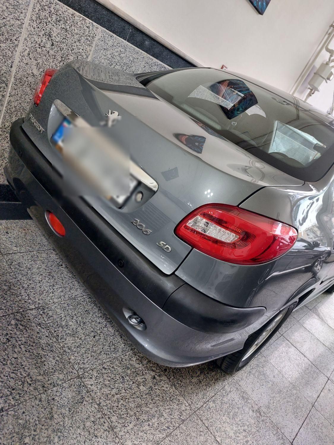 پژو ۲۰۶ صندوق دار v8 - 1395