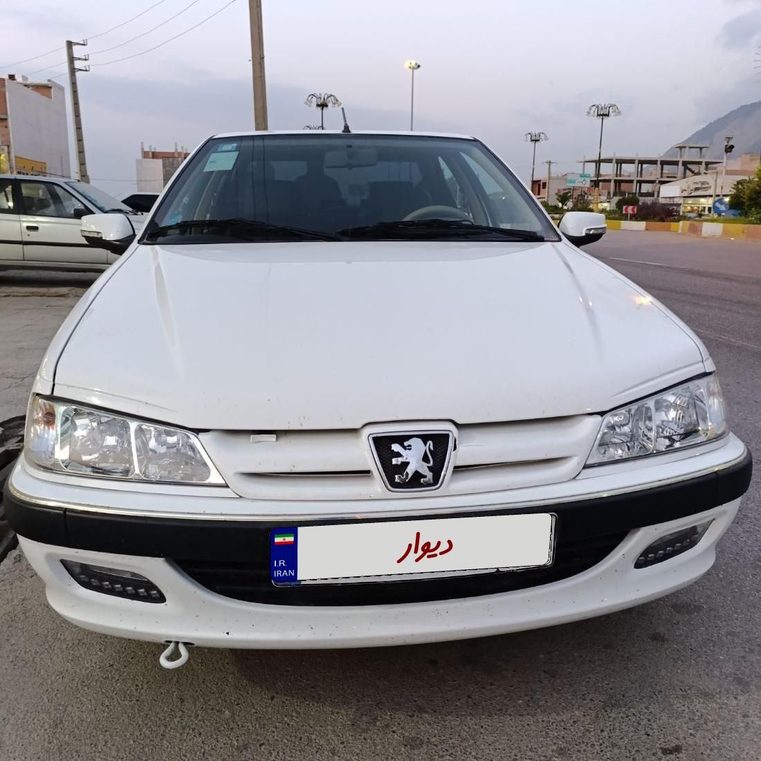 پژو پارس XU7P - 1402
