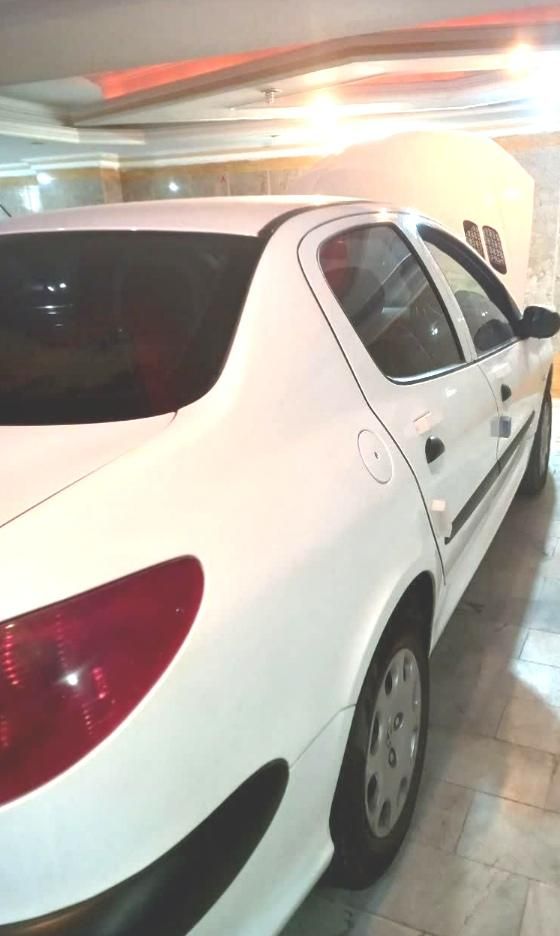 پژو ۲۰۶ صندوق دار v8 - 1399