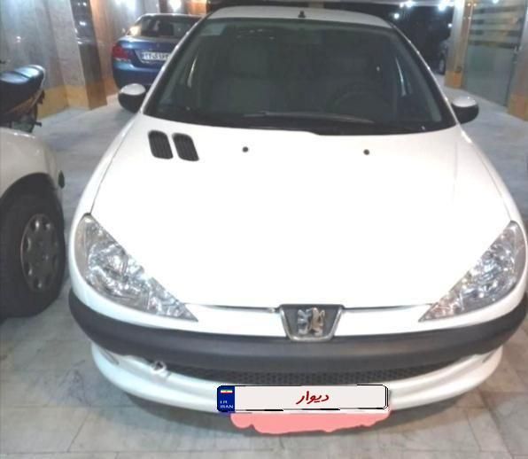 پژو ۲۰۶ صندوق دار v8 - 1399