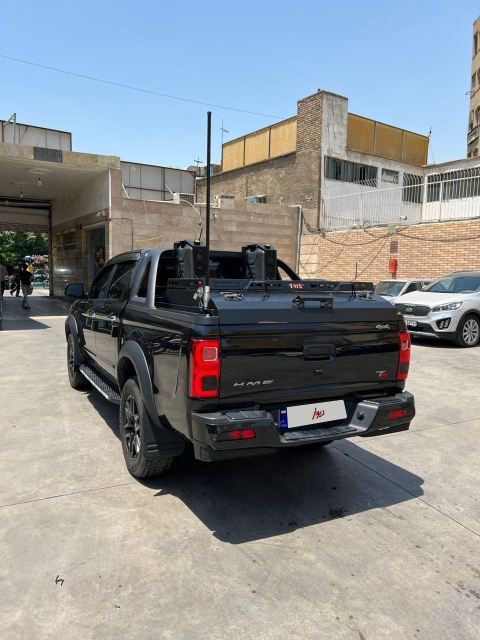 خودرو کی ام سی، T8 آگهی ann_19589375