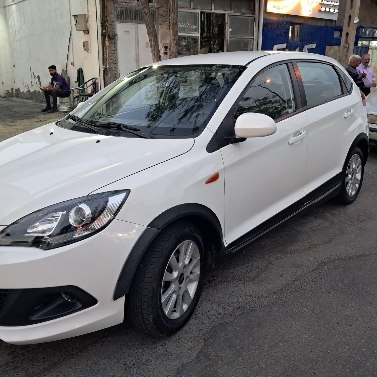 ام وی ام 315 هاچ بک اسپرت لاکچری - 1396