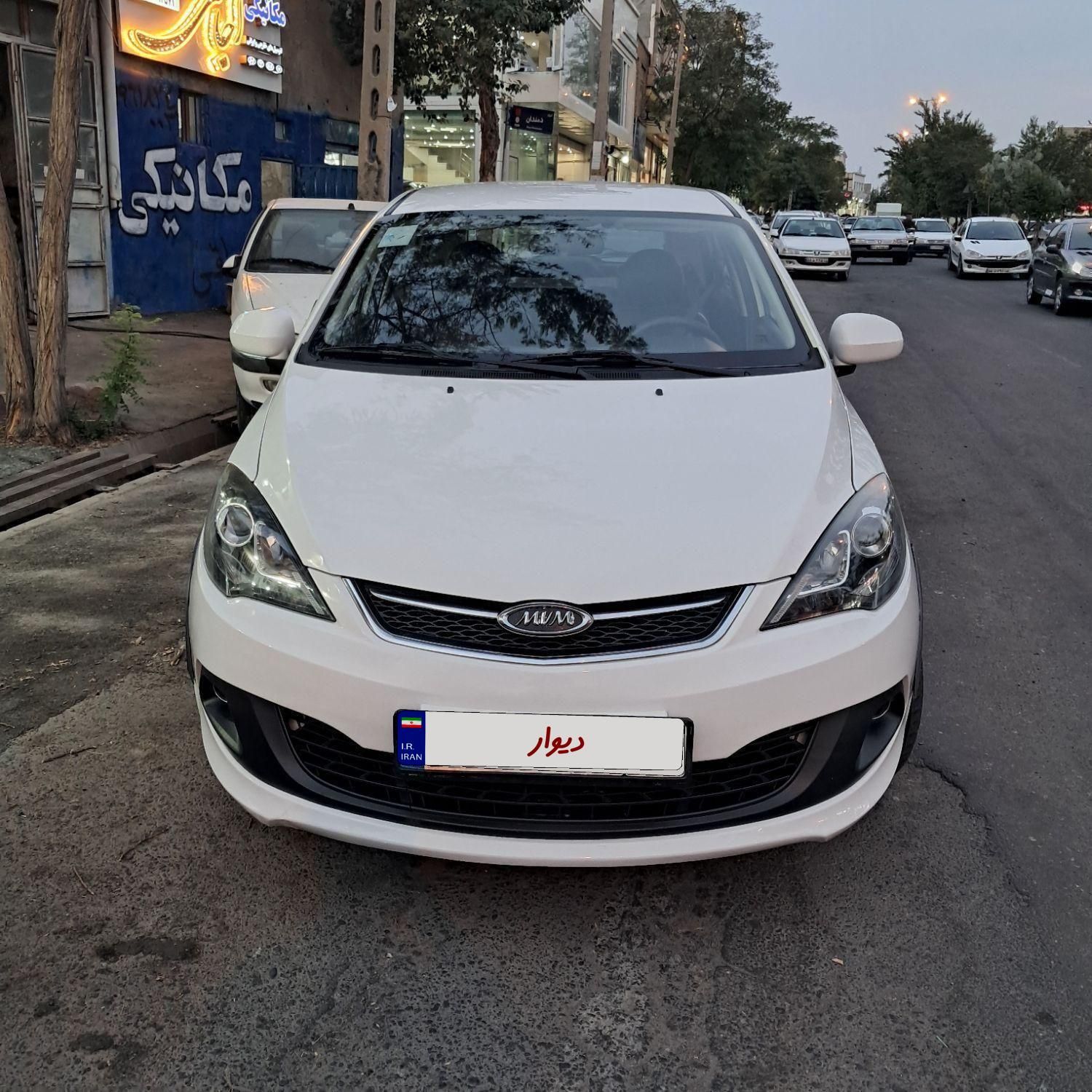 خودرو ام وی ام، 315 هاچ بک آگهی ann_19589545