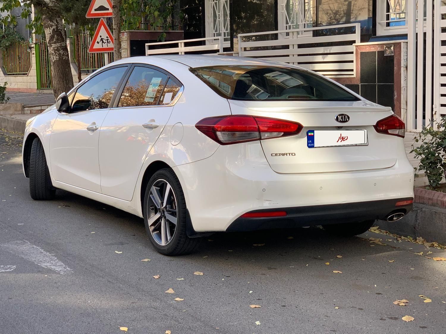 کیا سراتو 2.0 لیتر اتوماتیک GT لاین - 2017