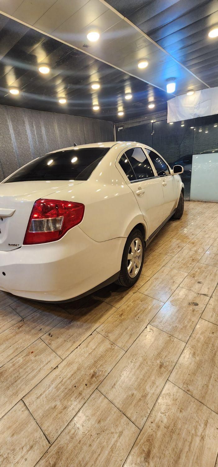 ام وی ام 550 دنده‌ای - 1395