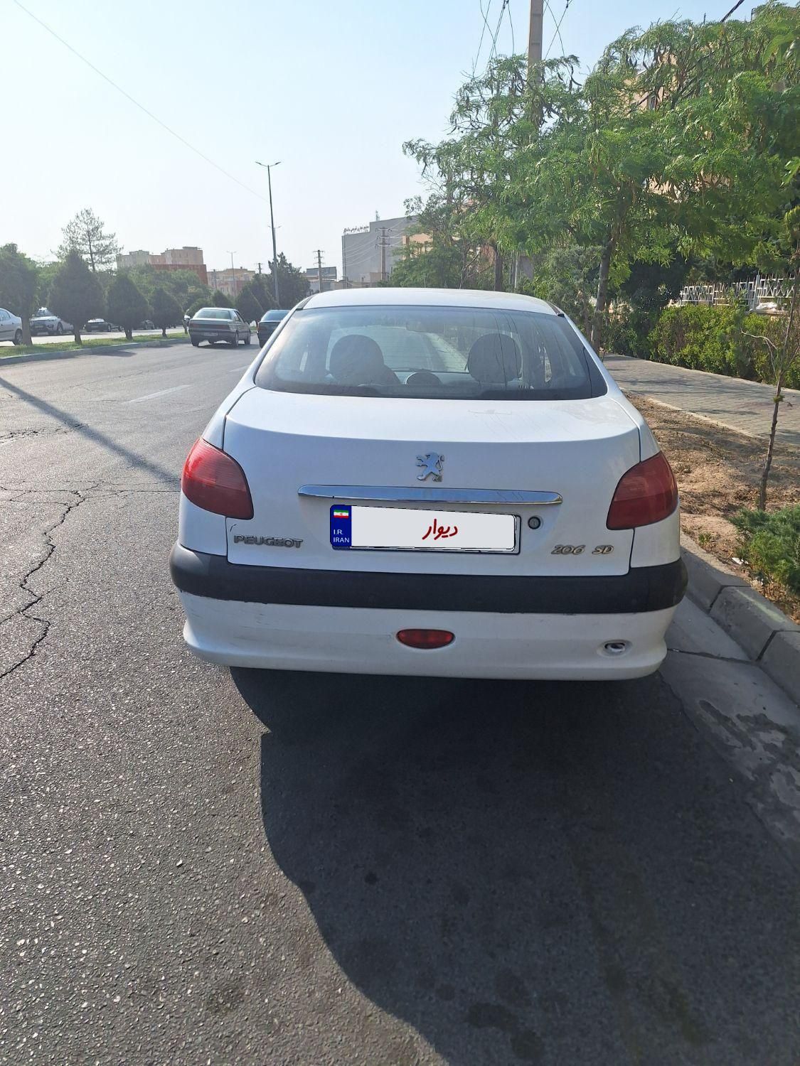 پژو ۲۰۶ صندوق دار v1 - 1390