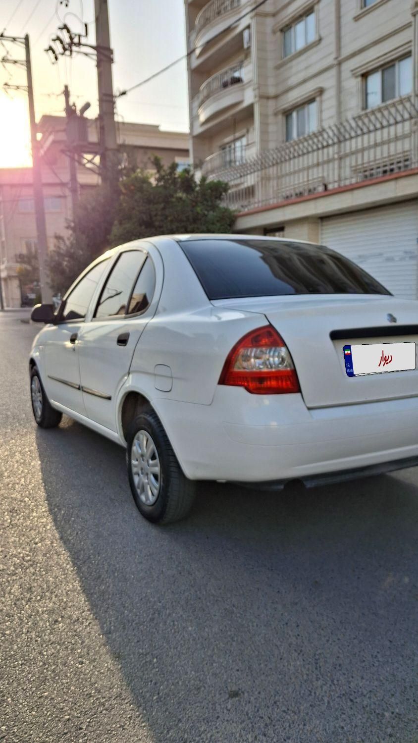 تیبا صندوق دار SX - 1400