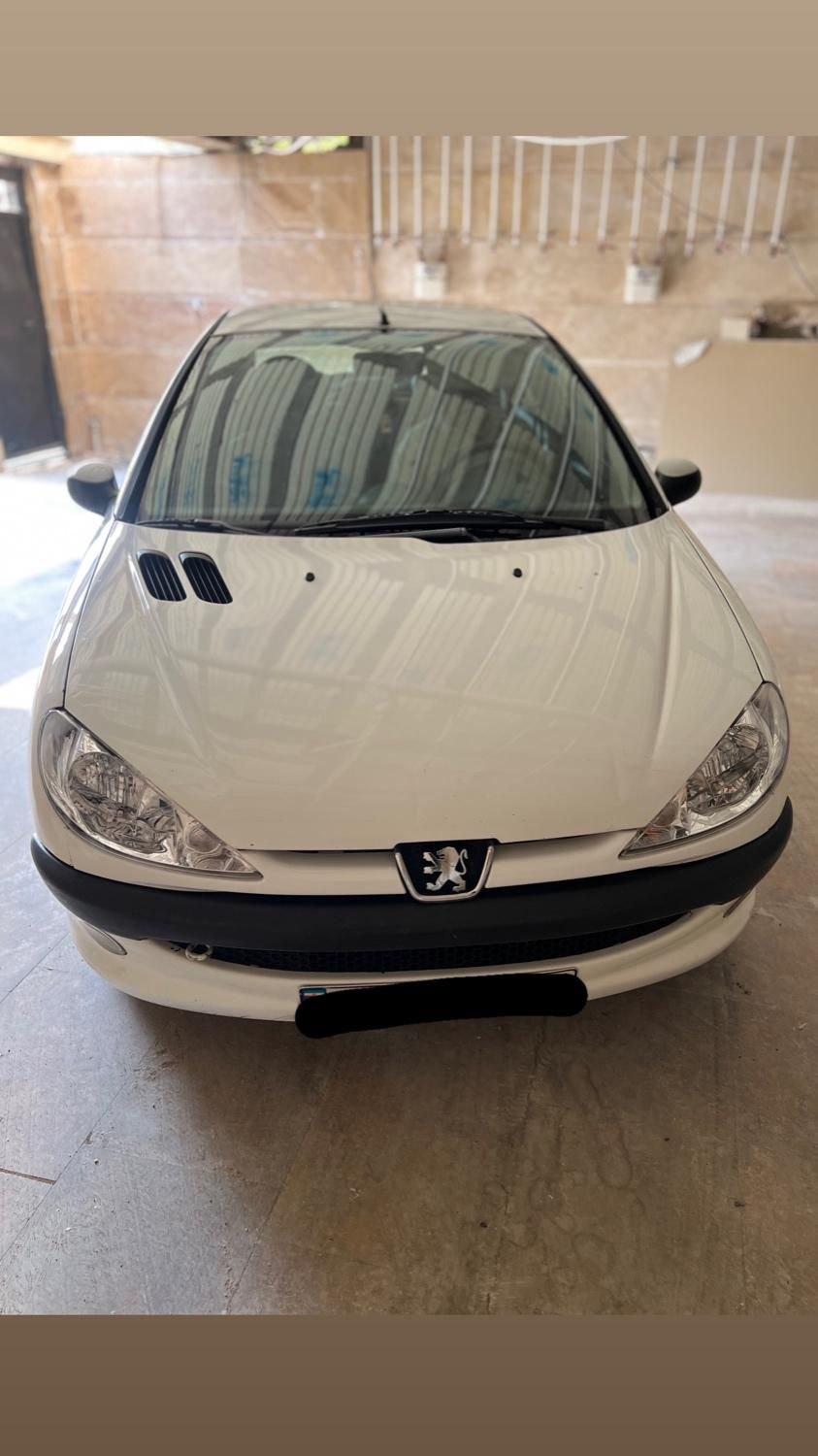 پژو ۲۰۶ صندوق دار v8 - 1392