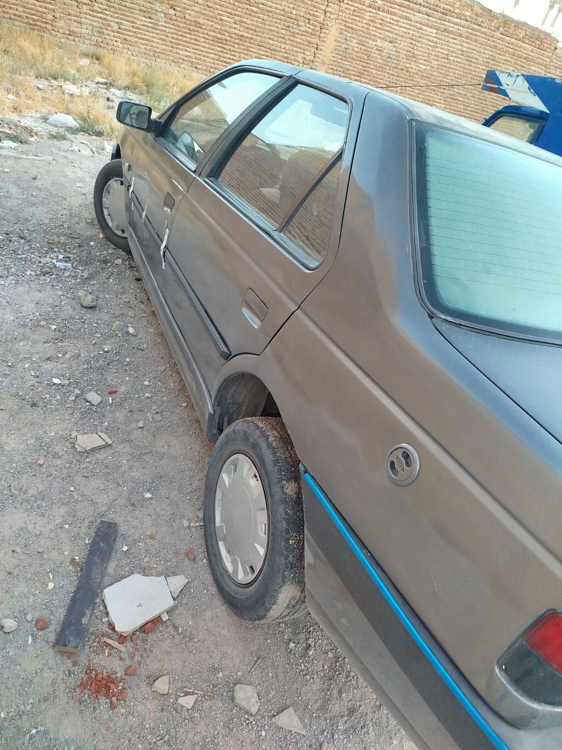 پژو 405 GLX - 1381