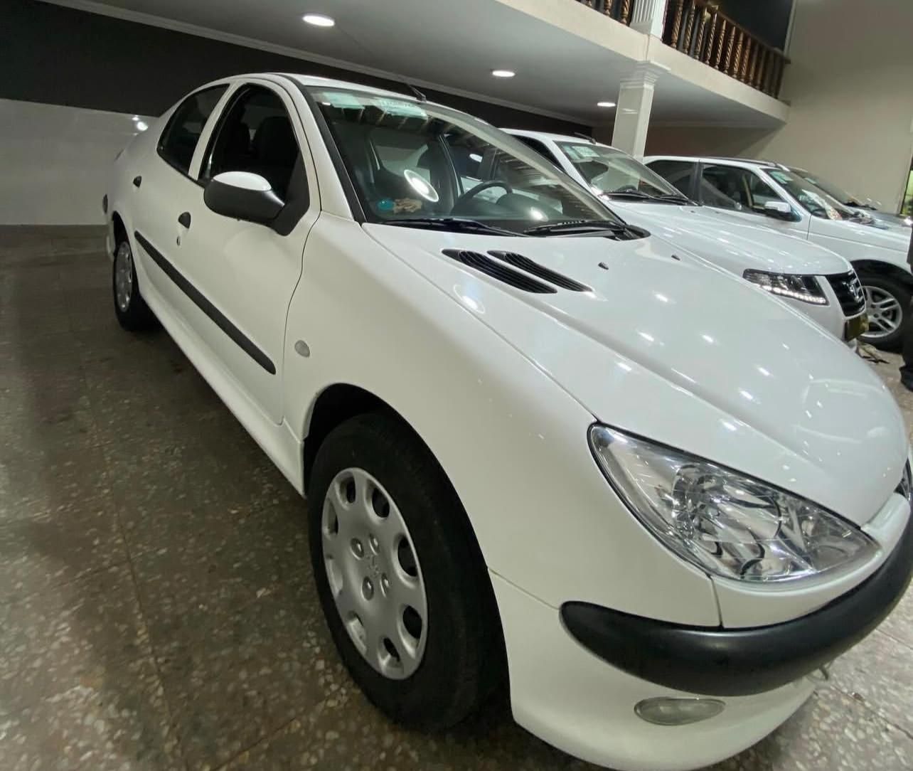 پژو ۲۰۶ صندوق دار v8 - 1397