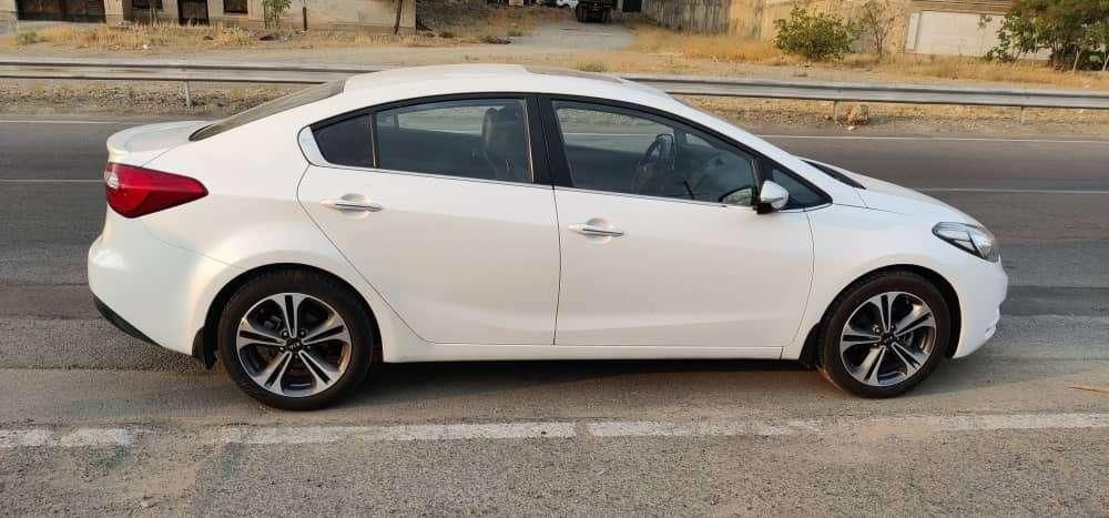 کیا سراتو 2.0 لیتر اتوماتیک GT لاین - 2016