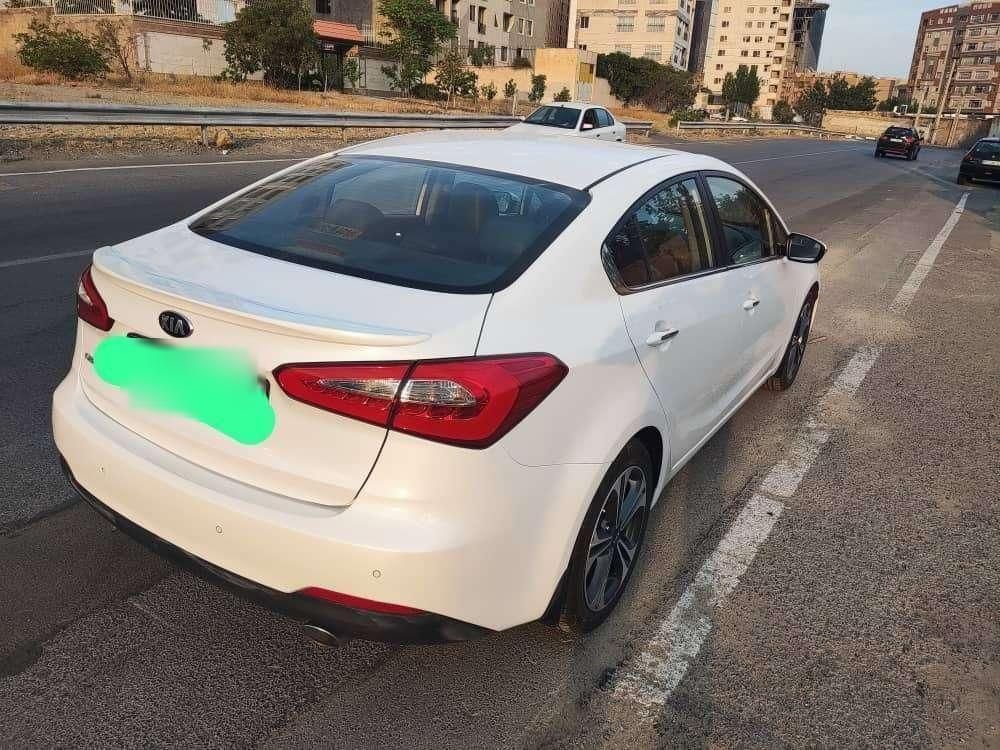 کیا سراتو 2.0 لیتر اتوماتیک GT لاین - 2016