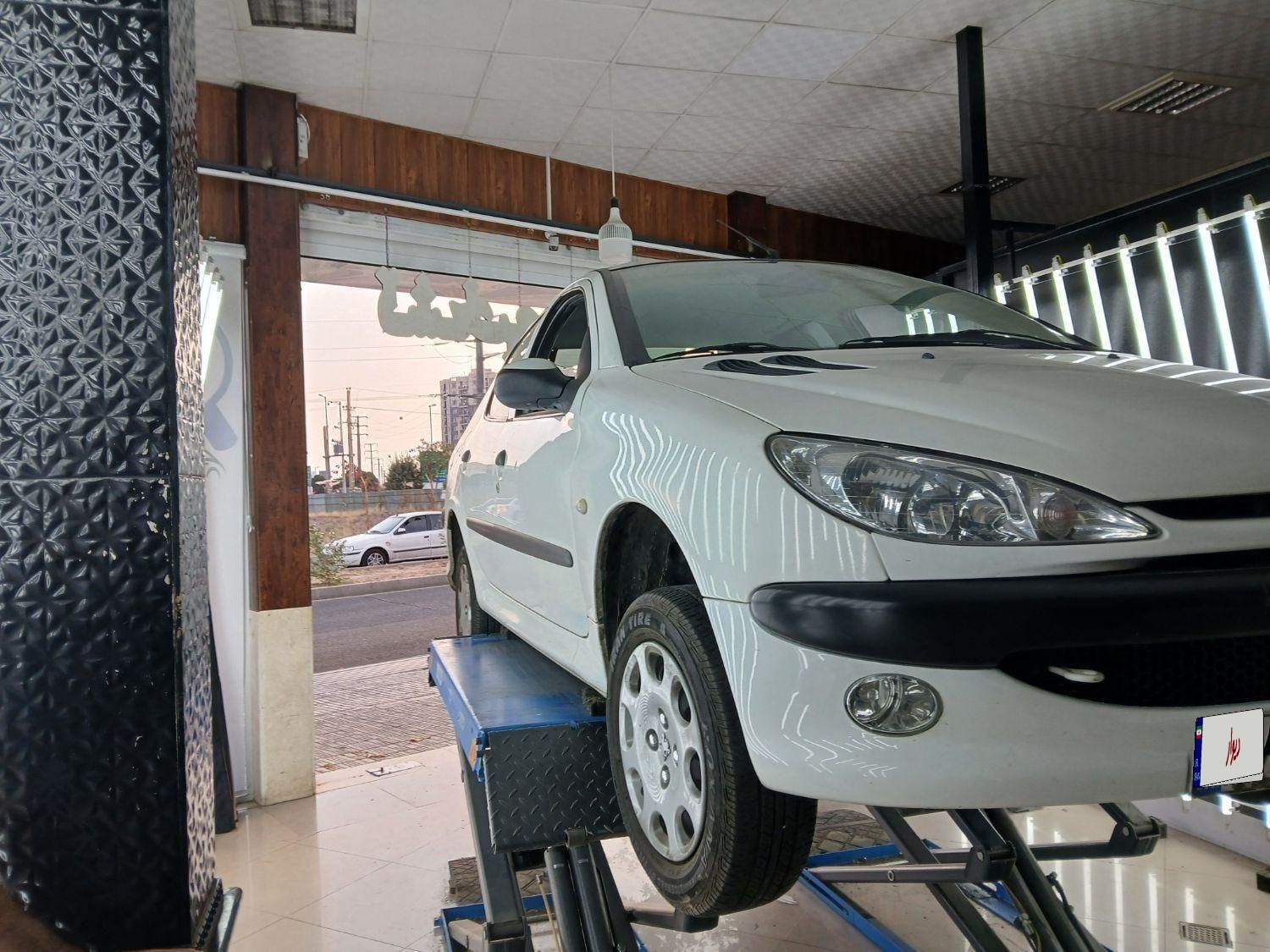 پژو ۲۰۶ صندوق دار v8 - 1396