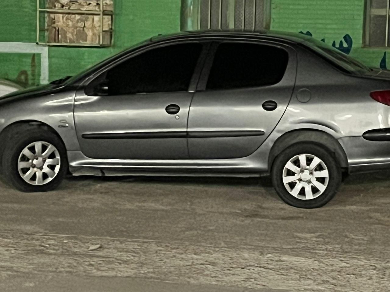 پژو ۲۰۶ صندوق دار v8 - 1389
